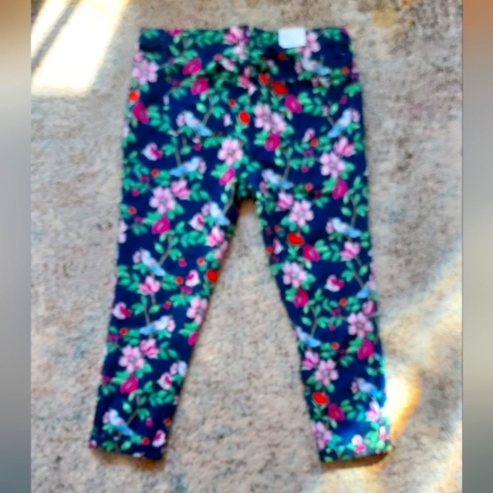 SOLD ON MECARI ime And Tru Capri Floral design